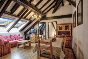 Top floor Apartment Mansard - Central Chamonix Mont Blanc Haven